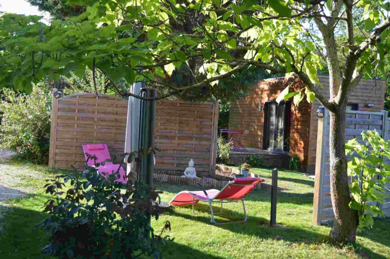Au Coeur Du Bien-Etre, Gite Avec Piscine Chauffee Et Couverte, Spa, Sauna, Massages Monteaux Exterior photo